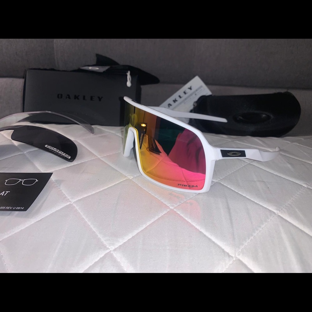 New Oakley Sutro Prizm OO9406- White